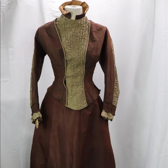 Beautiful Antique 1880's Brown Taffeta Bodice & Skirt Set